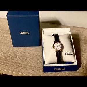 SEIKO woman’s wrist watch